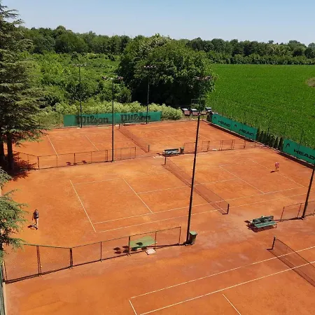 Roomsapartments Popcourt Tenis Centar 아파트호텔