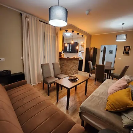 Roomsapartments Popcourt Tenis Centar 아파트호텔 *